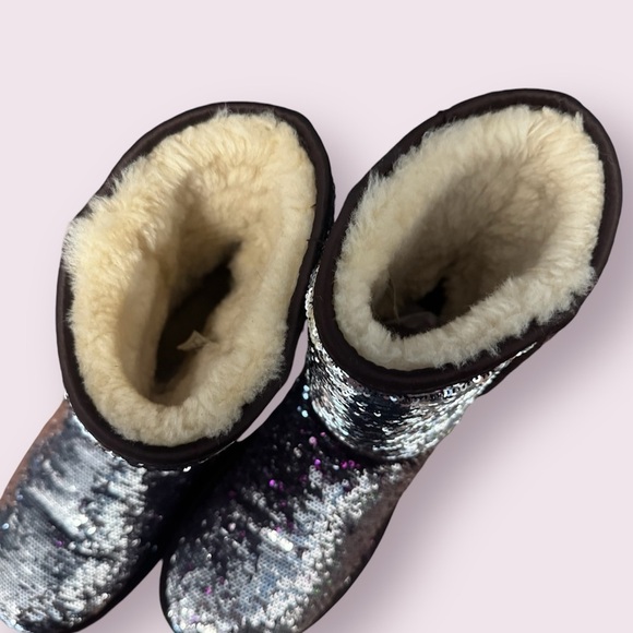 UGG Sequin Classic Short Shearling Pull On Winter Boots - Picture 7 of 9